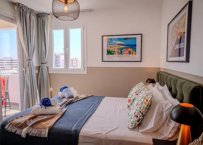 New 2 Bedroom Apartment *