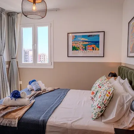 New 2 Bedroom Διαμέρισμα *