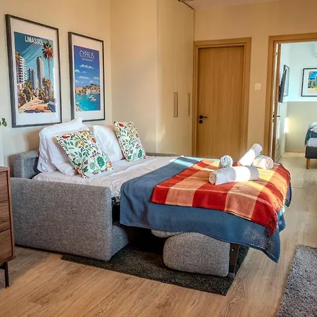 Διαμέρισμα New 2 Bedroom *