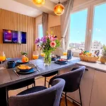 New 2 Bedroom *