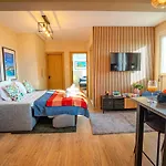 New 2 Bedroom דירה